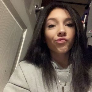 Meet your Posher, Tessa